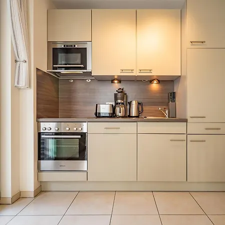 Estrelia App 2 هيرينجسدورف