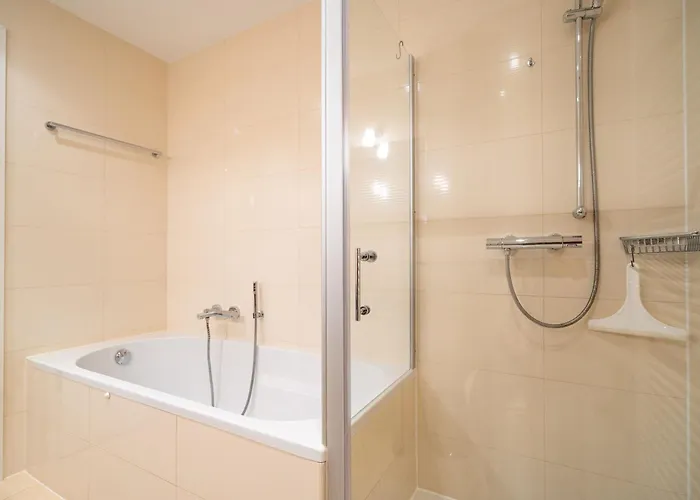 Estrelia App 2 제바트헤링스도르프